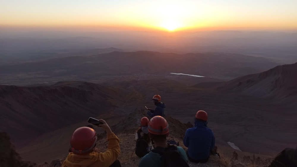 Erciyes A.Ş. zirve tırmanışları başlıyor